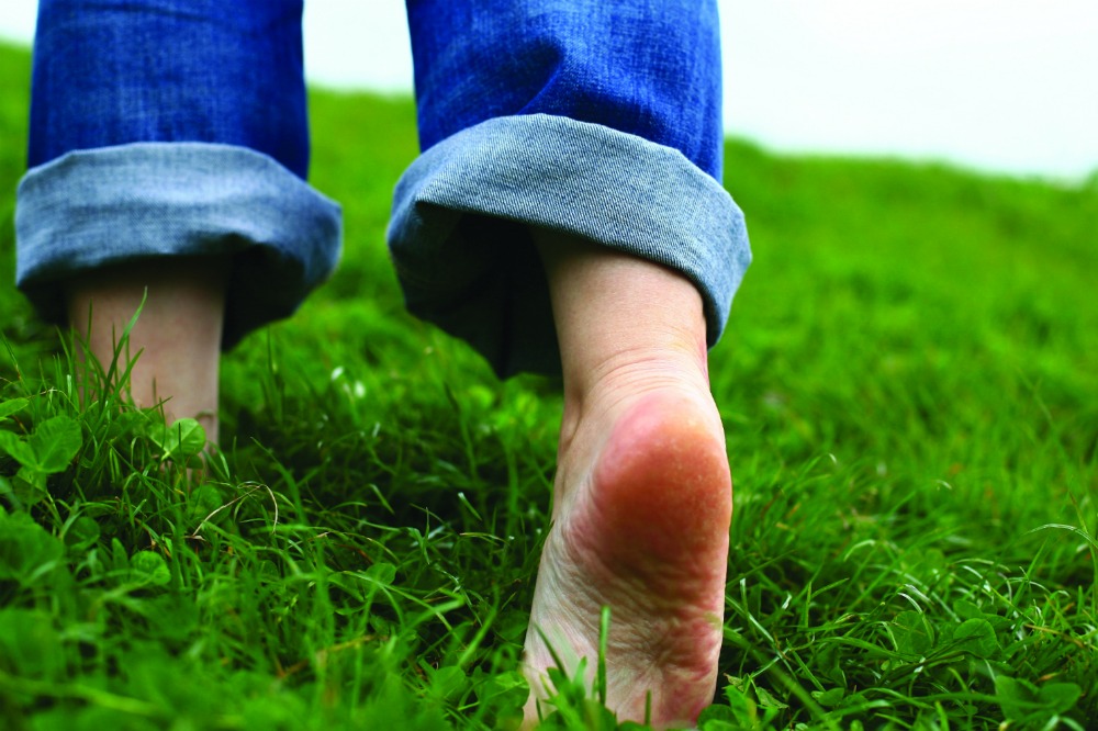 Barefoot-walking